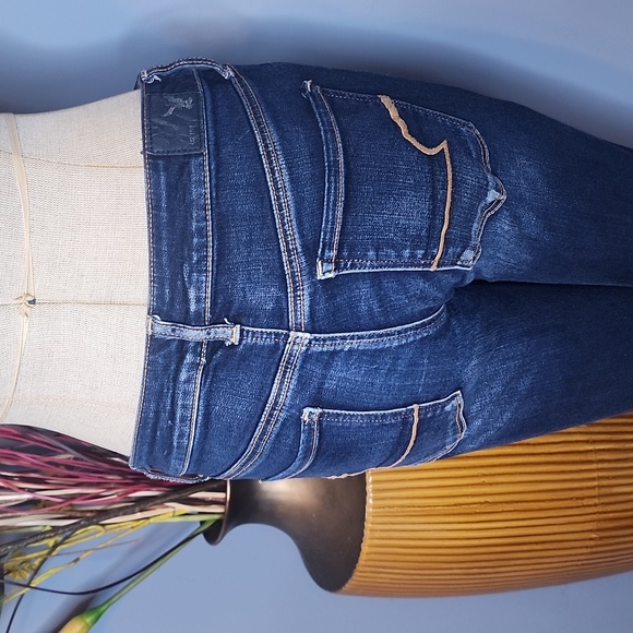 American Eagle Outfitters Denim - American Eagle Super Stretch Skinny Jeans Size 6